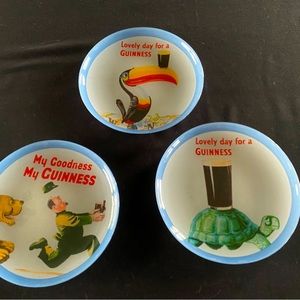 3 Guinness dessert plates.